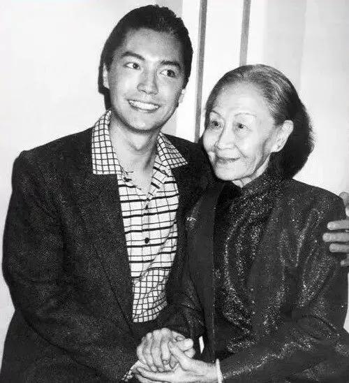 颜值惊人的亚洲第一美男,颜值最高的亚洲男