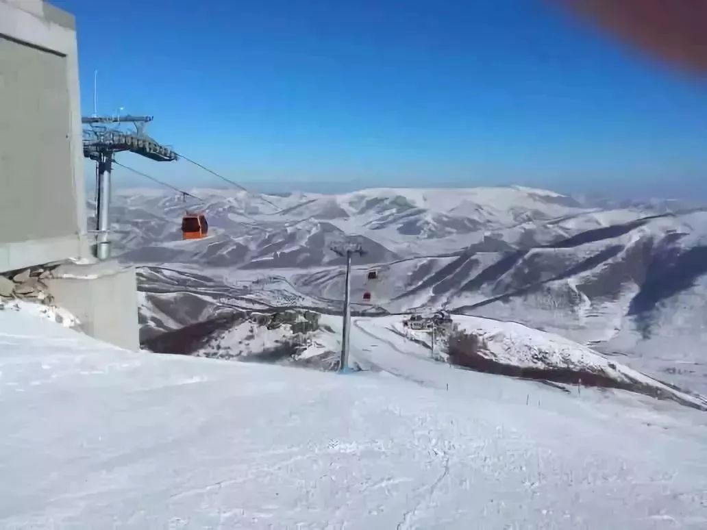 张家口各个滑雪场票价,张家口滑雪场是天然雪还是人造雪