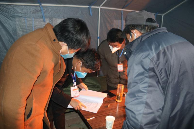 退役不褪色基层战“疫”中的军人本色——记黄堡镇*党**委书记李哲