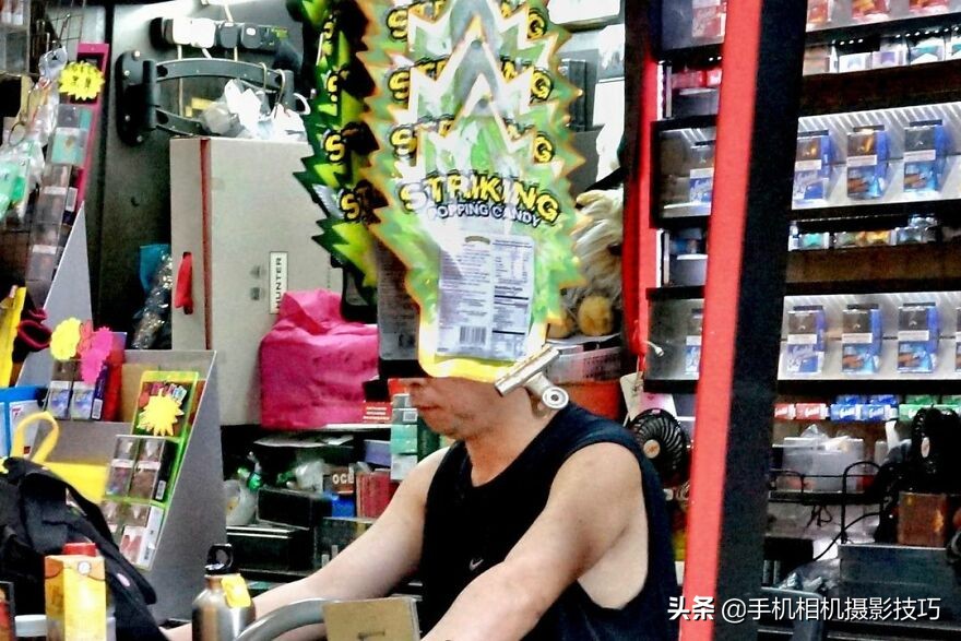 他被称为香港街拍之王：每一张照片都难以复制，诀窍在哪？