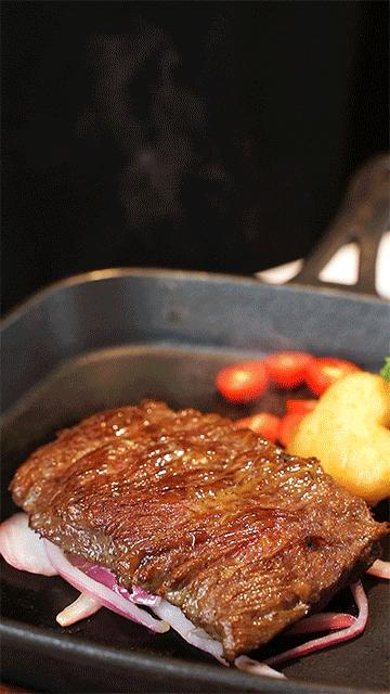 吃「M5和牛」!喷火一米高才能吃!北京路、岗顶...