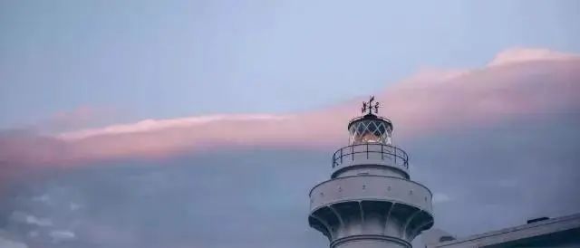 走太急脚累想太多心累,走得太急脚痛想得太多心累