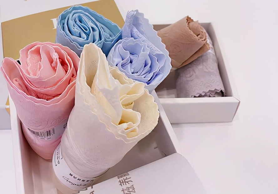 鑫鑫：服装买手之路进阶篇，我是如何把蚕丝*裤内**卖成爆品的