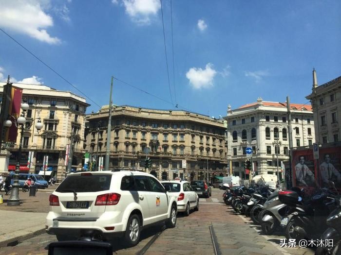 开车出去找停车位怎么办,市内开车怎么找停车位