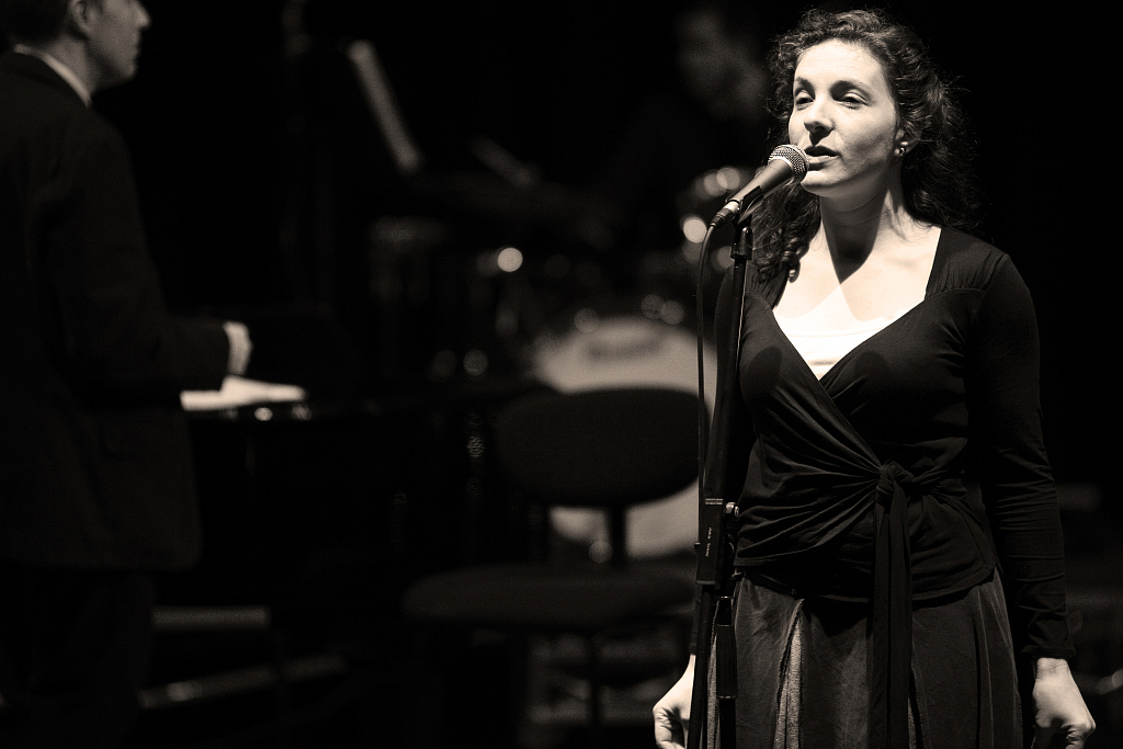 美声发声练习怎么样练,美声唱法技巧和发声方法