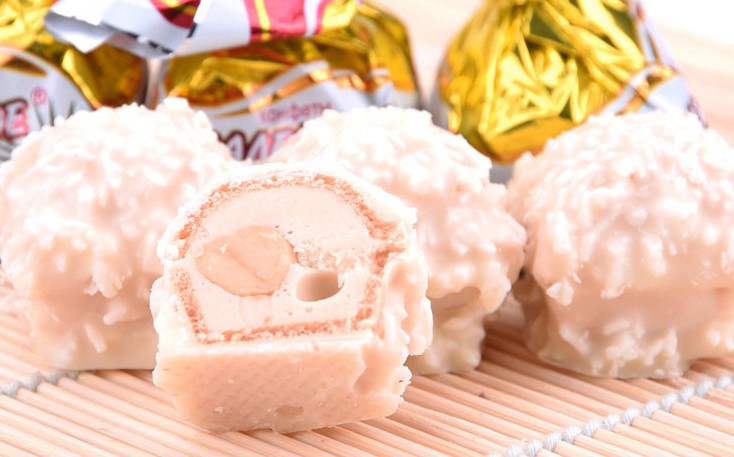 网红巧克力又大又好吃满满一大箱,各种网红巧克力