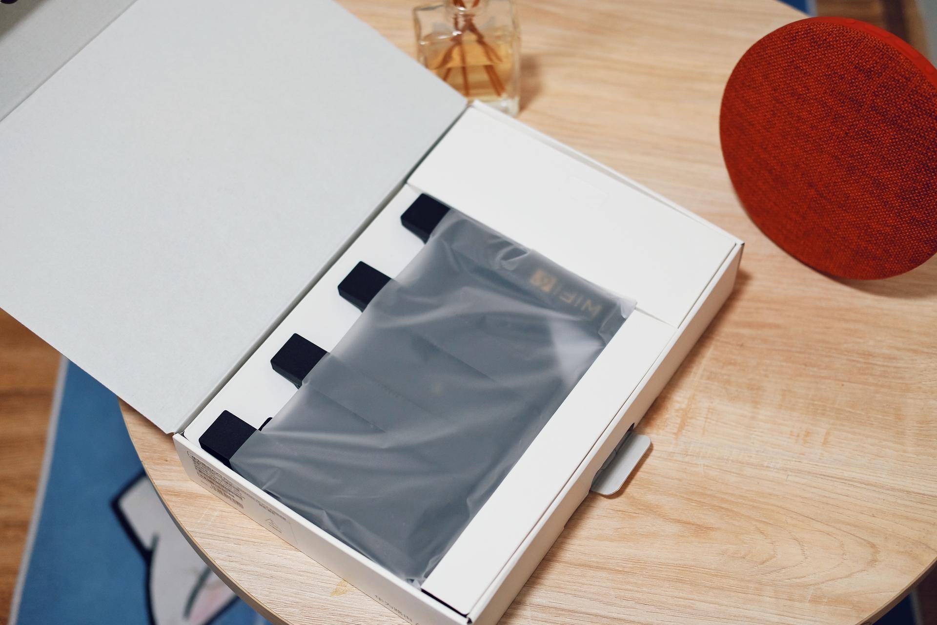 华为ax3pro路由器老款和新款对比,华为路由ax3pro测评