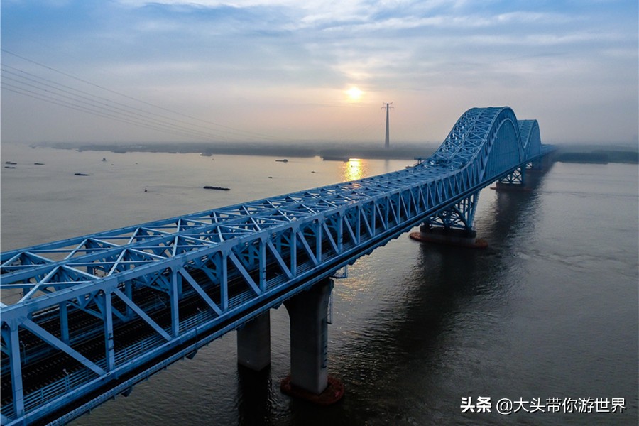 长江有几座公铁大桥,长江上有多少座大桥视频