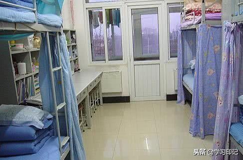 大学女生宿舍让挂床帘吗,大学生宿舍为什么弄床帘