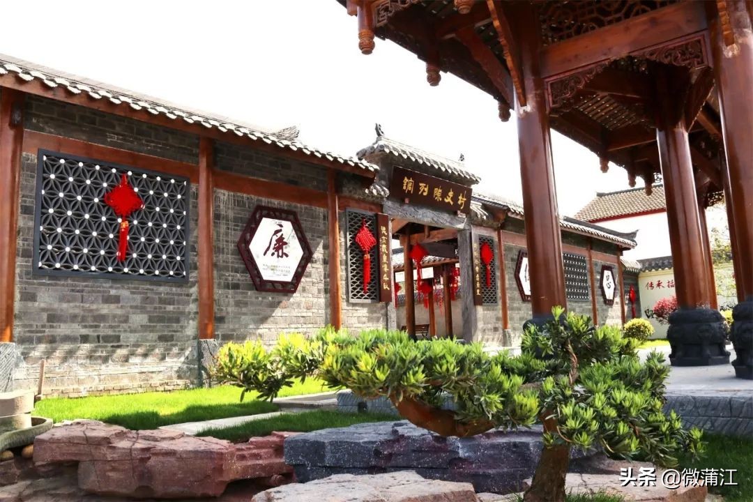 探访深山竹林倍感神清气爽,蒲江遥望雪山感受诗意栖居