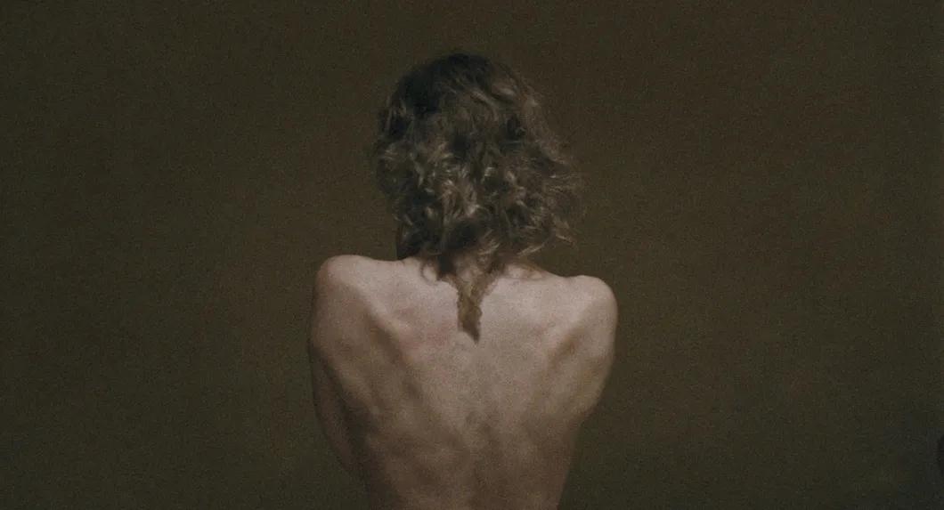 它是改变影史的神作,还是惨无人道的*行暴**?