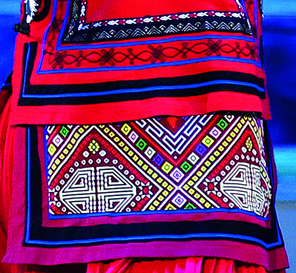 骞胯タ姘戞棌鏈嶉グ鏂囧寲澶ц,闇撹３缁氬僵