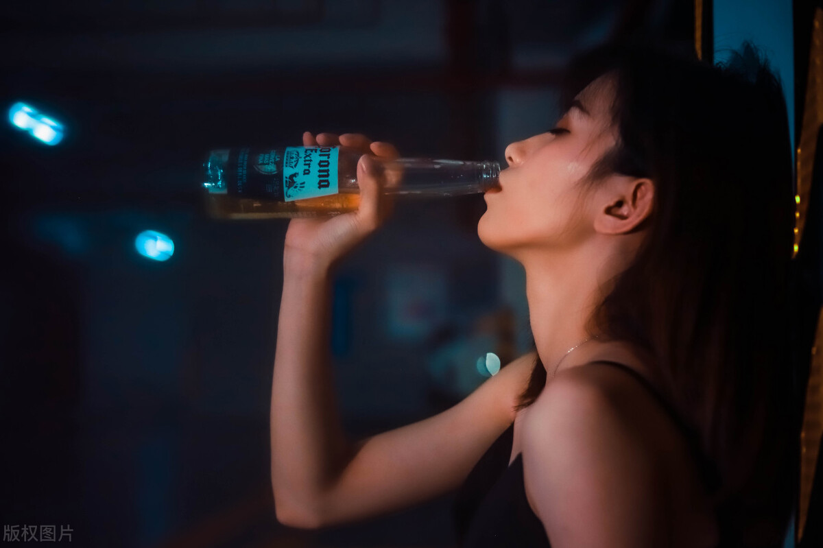 保险销售离职率为什么那么高,保险业务员真的月入上万吗