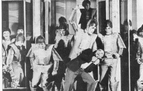 看过的机器人越多，越可怜人类