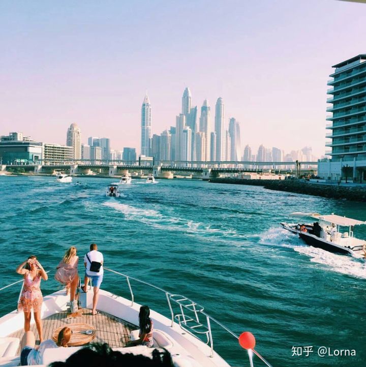 迪拜上班的中国女孩,在迪拜的中国女孩做什么工作