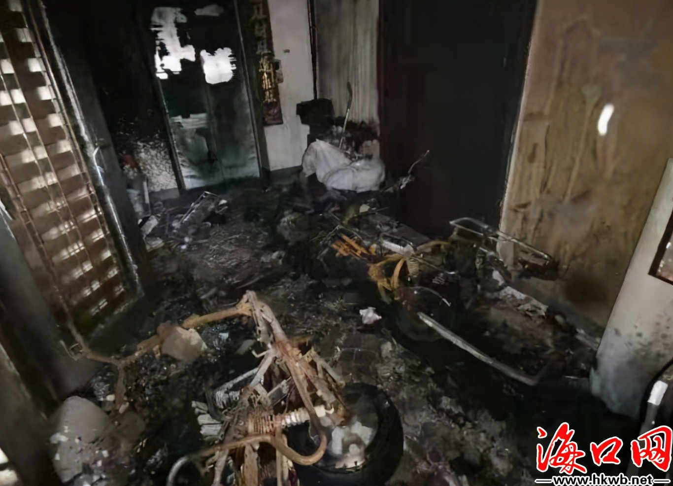 海口一小区电动车起火,海口小区电动车起火最新事件