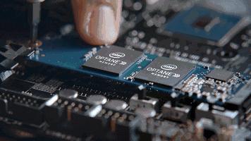 傲腾内存插在主板的什么位置,傲腾内存华硕主板上安装教程