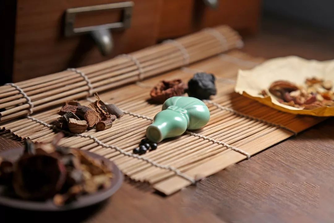 不合理用药对身体的危害,不合理中成药使用的发现及调整