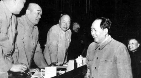 钱骥照片,钱骥的简介