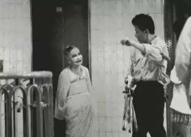 日本雪女为什么最后要走,向着胜利前进雪子被日本女人威胁