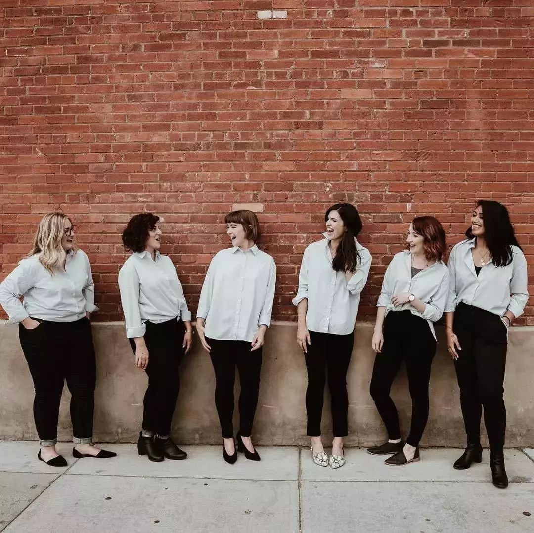 微胖女生怎样穿搭显瘦,微胖女生怎么穿搭显瘦好看又惊艳