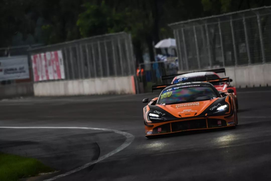 钢铁赛道雨中热战·ChinaGT上演秦皇岛首轮超跑对决