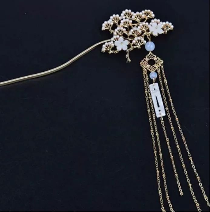 同袍们注意了！这家小店要开业啦！正在狂送优惠...