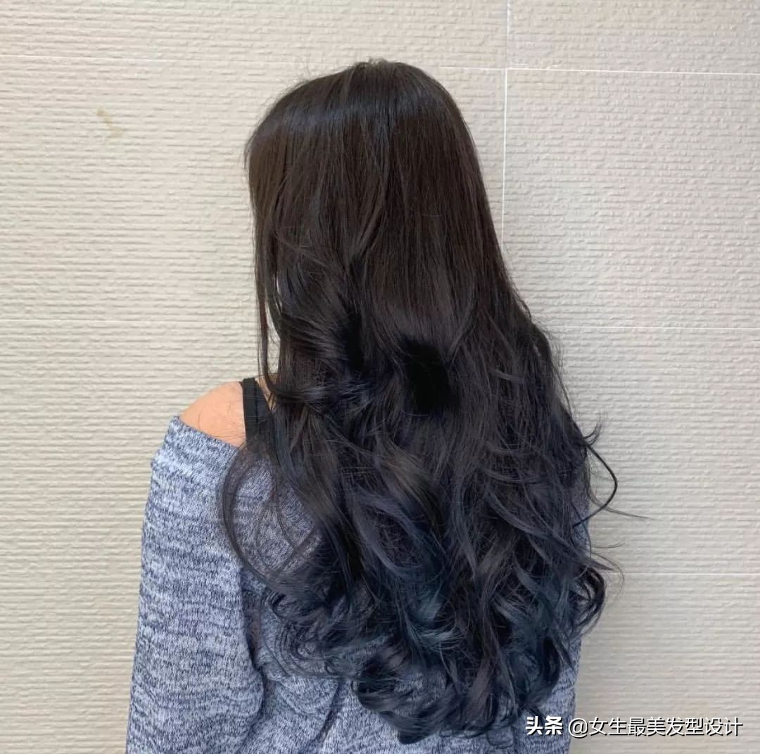 中长烫发洗发后怎么打理,中长法式烫发打理教程