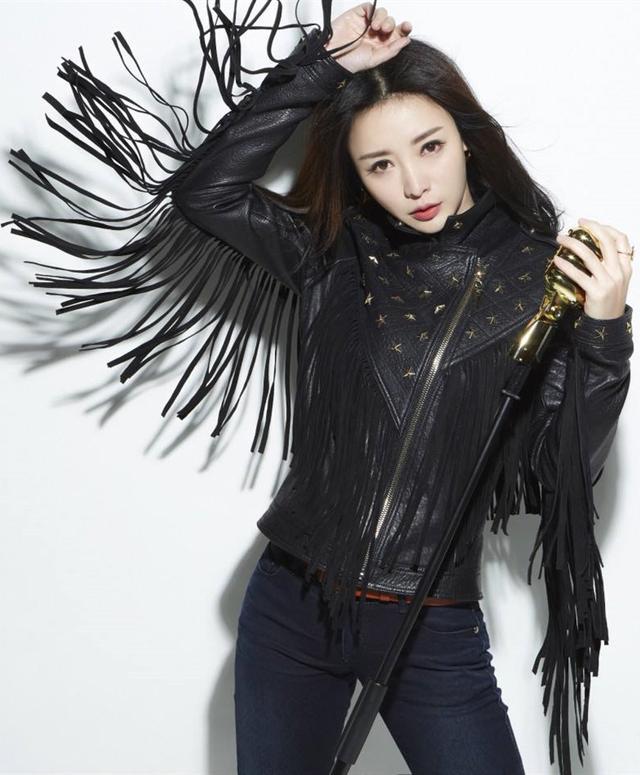 皮衣适合什么女生穿,女生穿皮衣适合什么样的发型