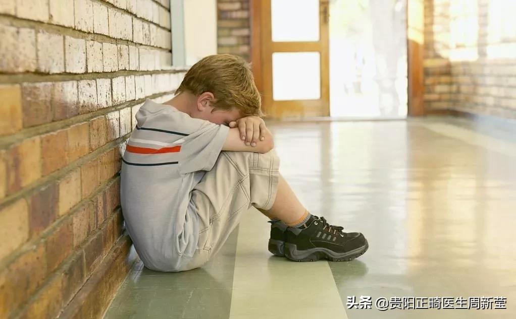 龅牙怎么变好看,龅牙笑起来很难看改善方法