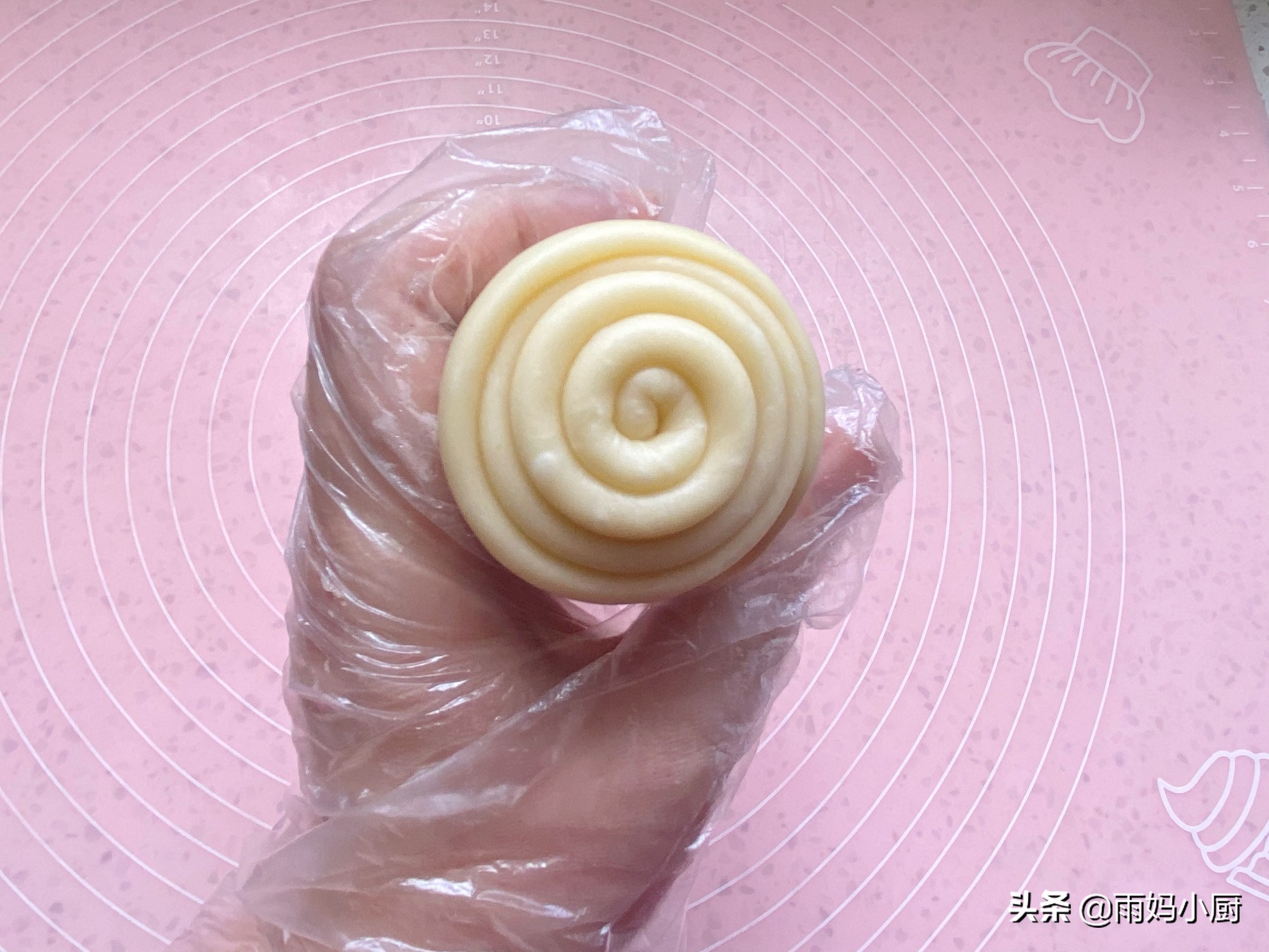 柔软拉丝吐司做法冷藏,最简单的吐司做法一次发酵