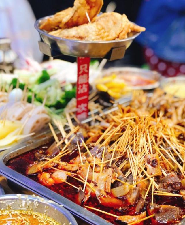 成都和西安哪个地方吃的好,成都和西安哪里美食多