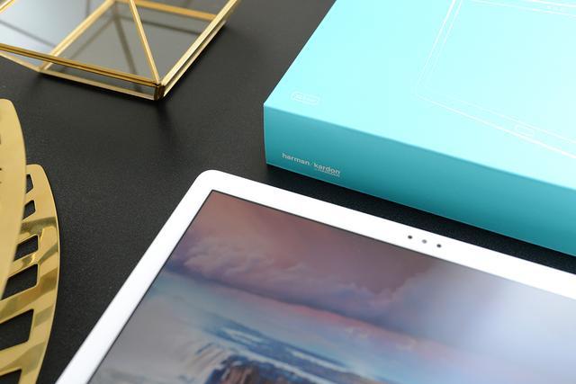 荣耀平板五八寸是搭载多少处理器,荣耀平板五用的是什么屏幕