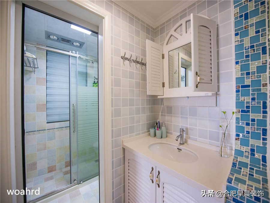 浴室柜冷热水管安装高度,悬挂式浴室柜安装高度尺寸