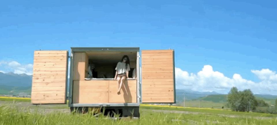 最适合改装的越野房车,三个90后开民宿