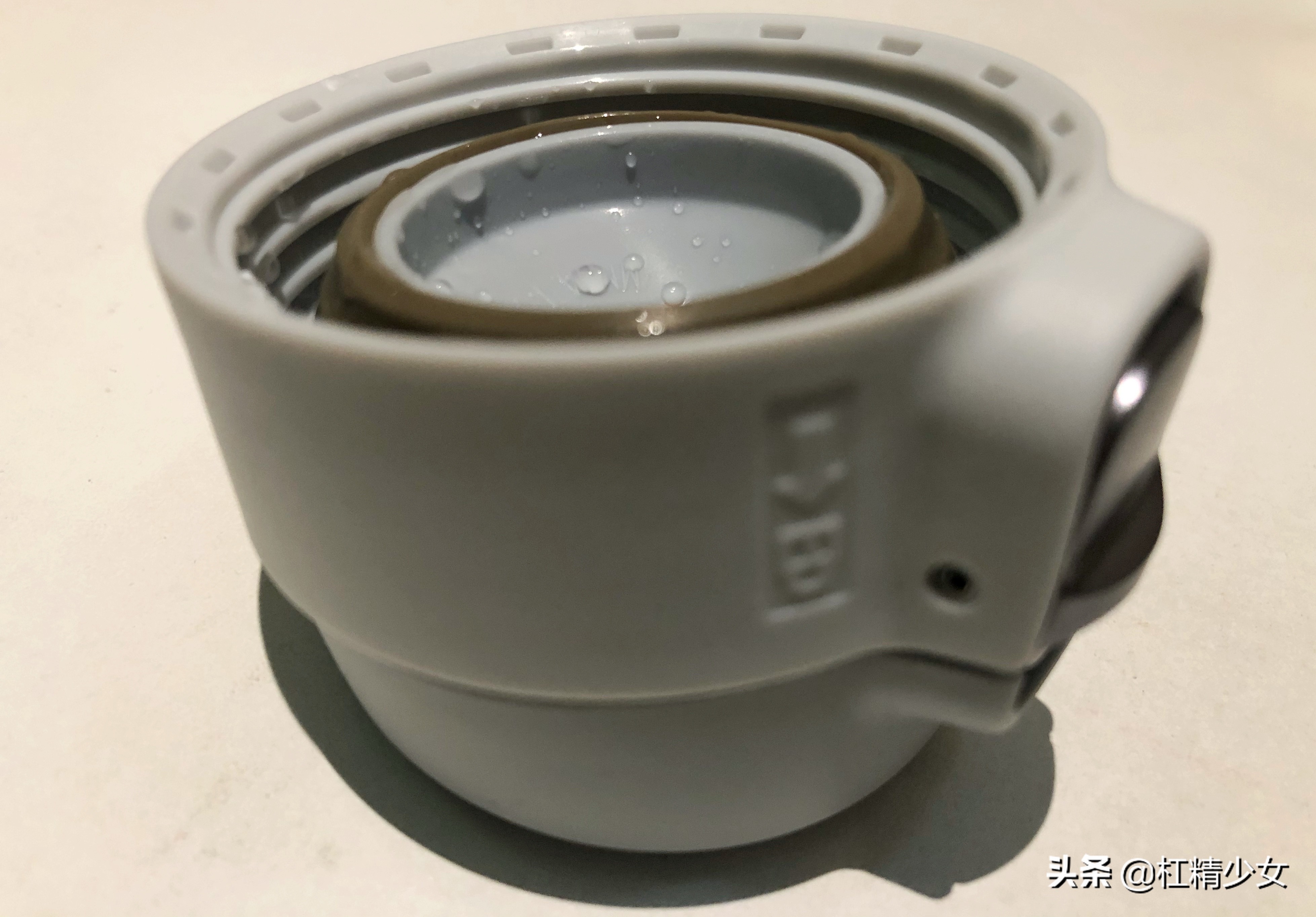 虎牌保温杯和象印保温杯哪个更好,虎牌保温杯和普通保温杯的区别