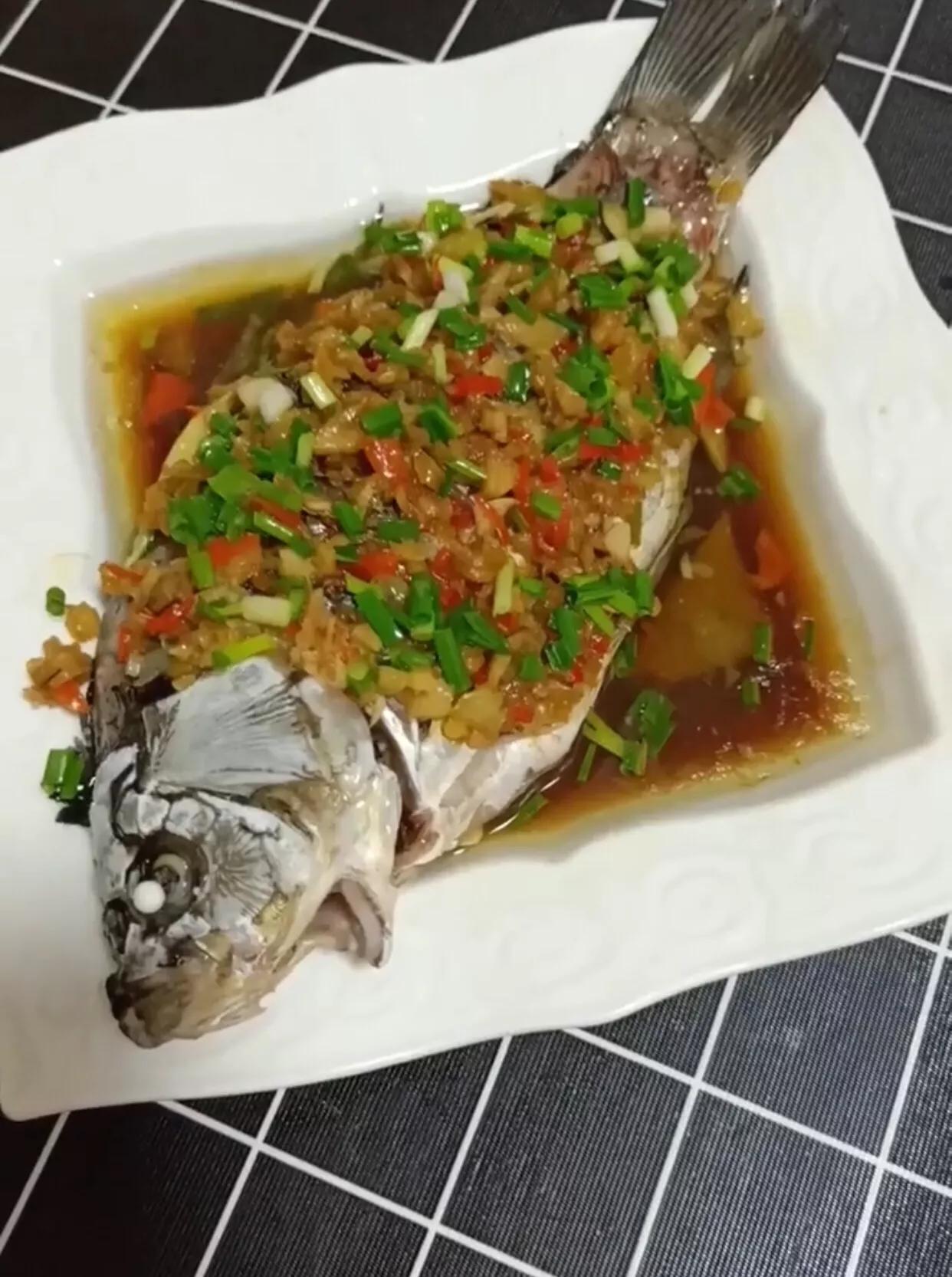 美食剁椒鱼的做法大全,做剁椒鱼剁椒酱直接用行不