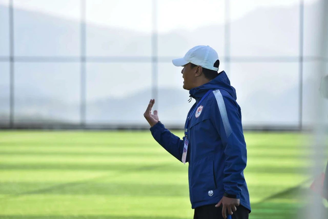 遵义全国青少年足球邀请赛,第一届中国青少年足球联赛遵义