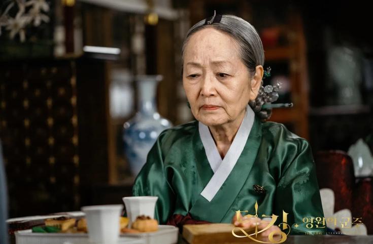 永远的君主卢尚宫搞笑片段,永远的君主为啥看不懂