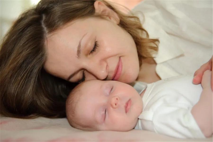 家中宝宝睡不踏实,家里小孩老是睡觉不踏实
