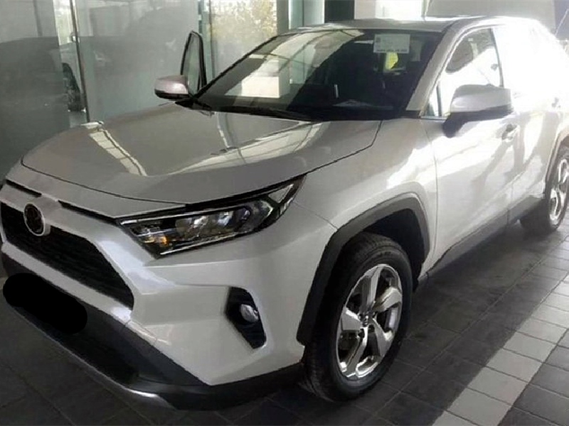 丰田荣放优点大揭秘,配置实用性强,动力输出平顺稳定