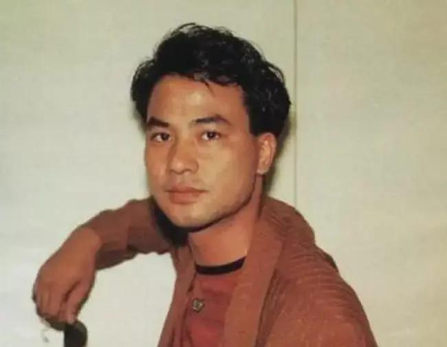 港圈女星是怎么被*养包**的？