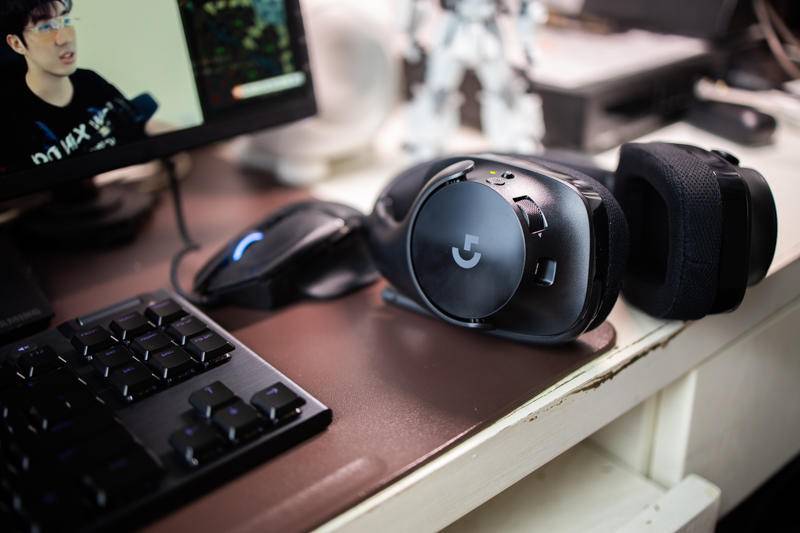 罗技g533蓝牙耳机,罗技g533耳机手机能用吗