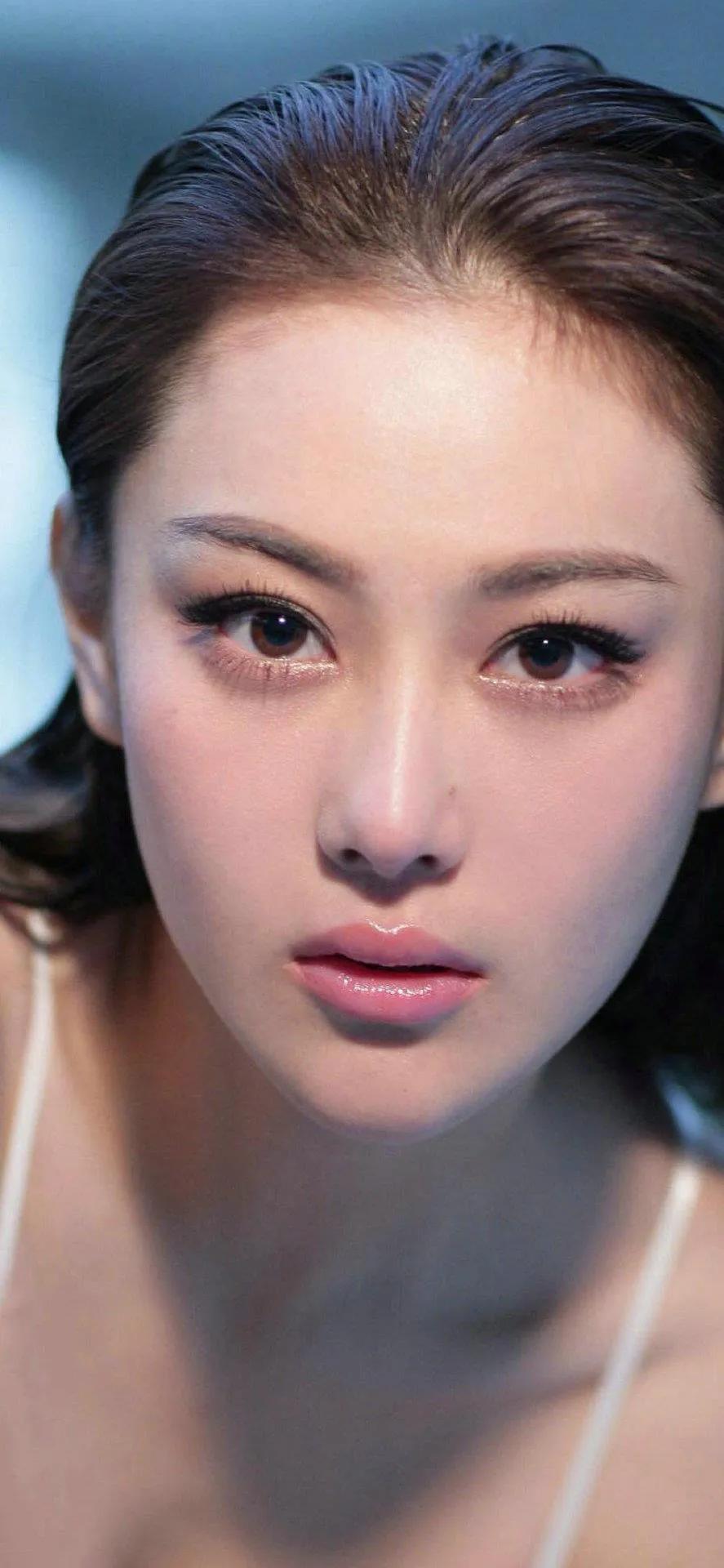 张馨予野性又霸气,张馨予惊艳写真照高清大图