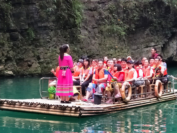 彭水阿依河旅游路线,重庆彭水阿依河漂流双人行攻略