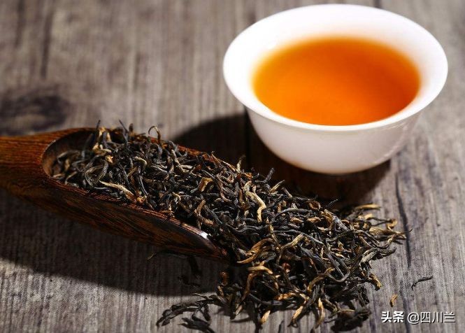 女人喝玫瑰花茶有什么好处啊,女性喝玫瑰花茶怎么泡比较好