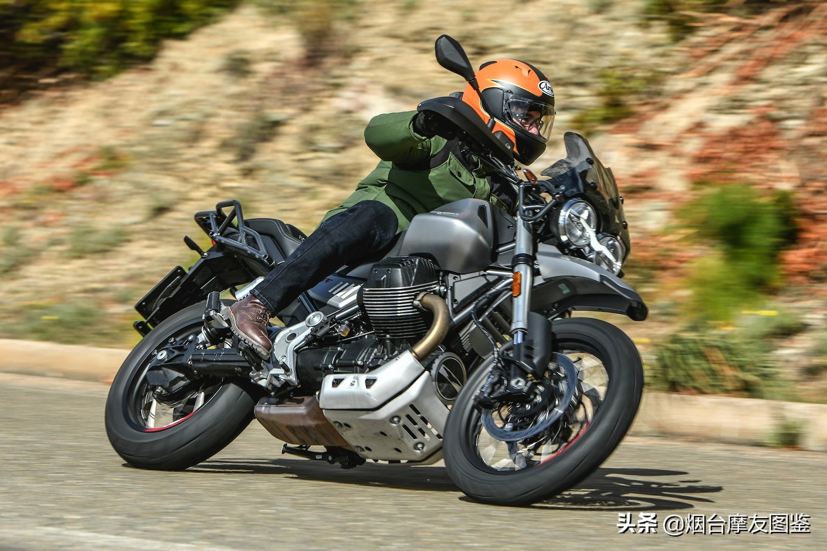 摩托古兹adv试驾,复古车与adv