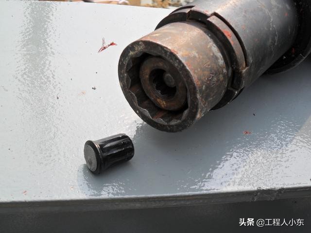 讲解钢结构厂房图,钢结构厂房基础施工动画演示