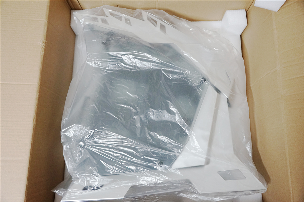 科技以灯为本,3600X+B450+BMR-24水冷+大水牛铁血战士机箱装机秀