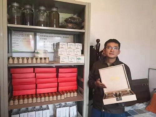 省委选调生铜川当第一书记，村民说他“想钱想疯了”